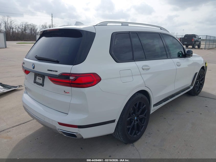 2020 BMW X7 VIN 5UXCW2C04L9B40606 IAAI salvage auction — LEFT SIDE, Original (Texas), sold $10,100 on 2026-07-10 (photo 4)
