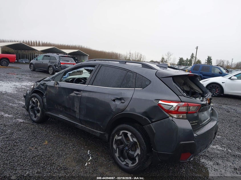 2022 Subaru Xv VIN JF2GTHNC1NH223682 IAAI salvage auction — ROLLOVER, Salvage (Oregon), sold $800 on 2026-07-14 (photo 3)