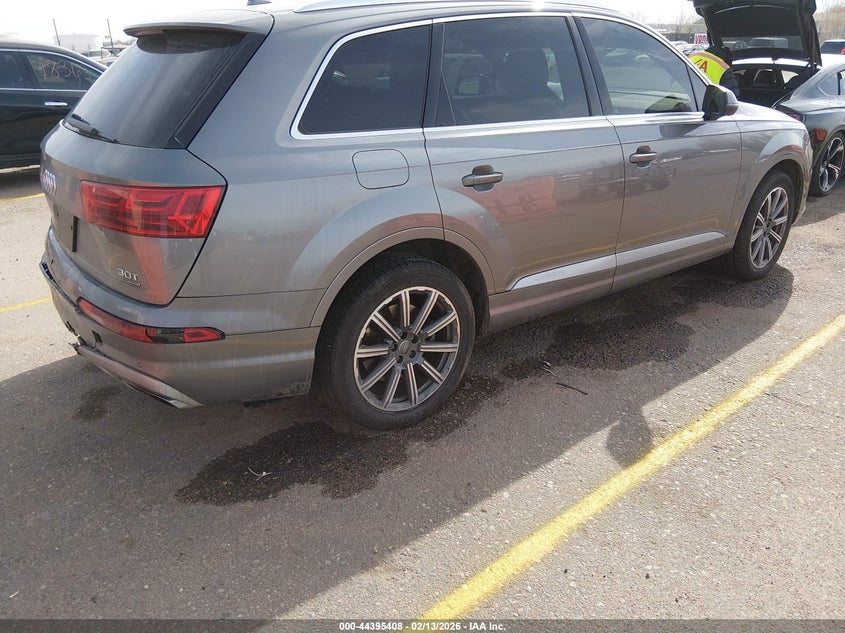 2017 Audi Q7 VIN WA1LAAF72HD048716 IAAI salvage auction — REAR END, Salvage Title, sold $4,850 on 2026-07-10 (photo 4)