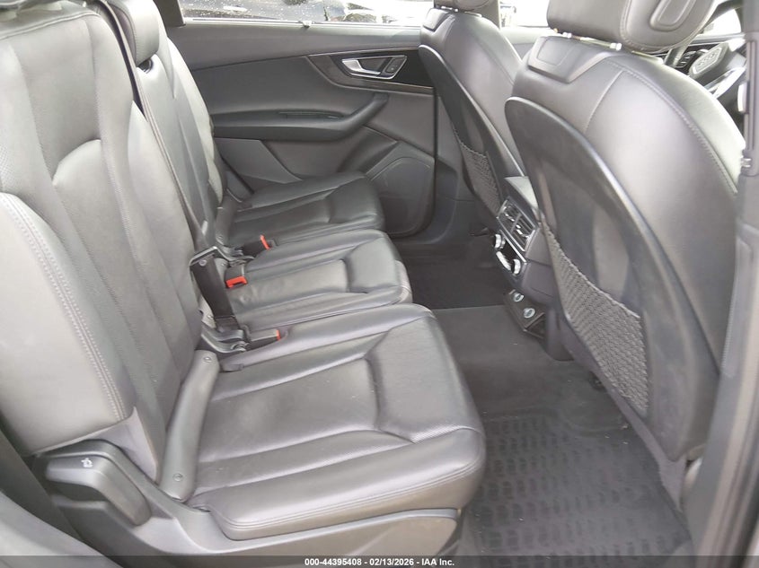 2017 Audi Q7 VIN WA1LAAF72HD048716 IAAI salvage auction — REAR END, Salvage Title, sold $4,850 on 2026-07-10 (photo 8)