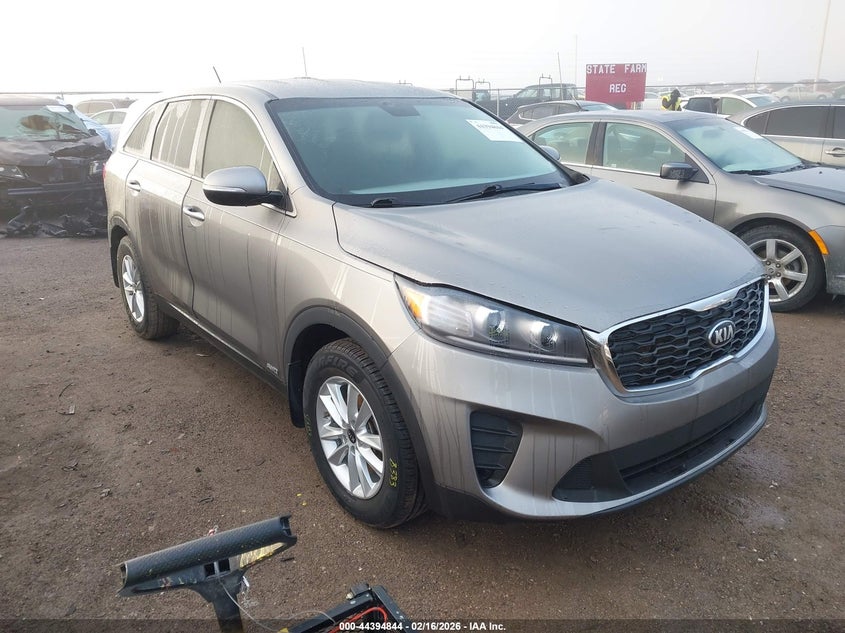 2019 Kia Sorento VIN 5XYPGDA50KG551909 IAAI salvage auction — RIGHT FRONT, Salvage Title, sold $2,875 on 2026-09-16 (photo 1)
