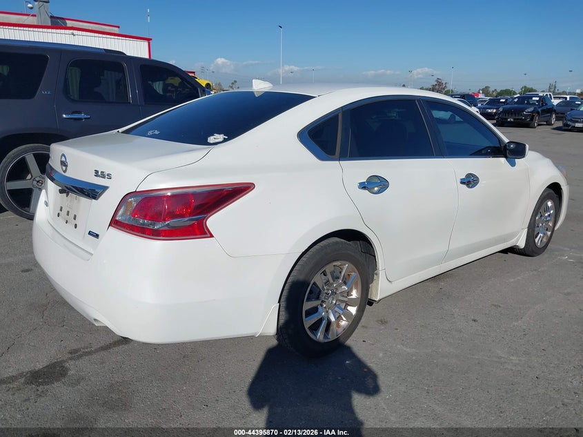 2013 Nissan Altima VIN 1N4AL3AP1DN550928 IAAI salvage auction — LEFT SIDE, Salvage Title, sold $750 on 2026-07-09 (photo 4)