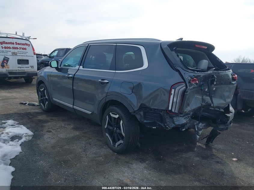 2024 Kia Telluride VIN 5XYP6DGC6RG508453 IAAI salvage auction — REAR END, Clear (Michigan), sold $8,650 on 2026-07-16 (photo 3)