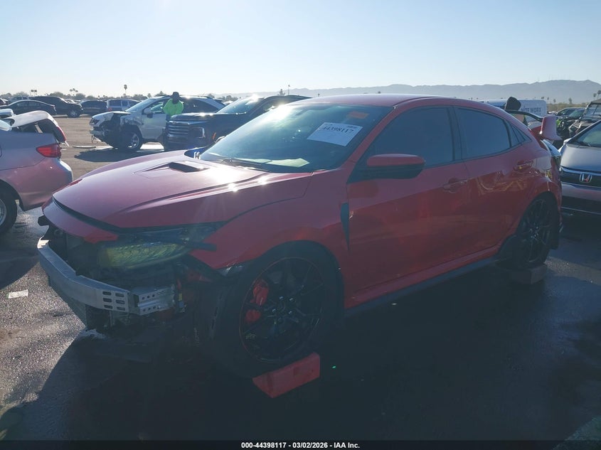 2018 Honda Civic type r VIN SHHFK8G70JU203803 IAAI salvage auction — RIGHT FRONT, Salvage (Arizona), sold $11,000 on 2026-08-25 (photo 2)