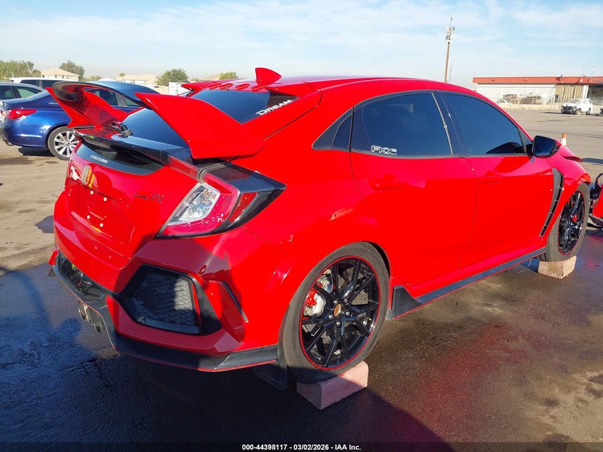 2018 Honda Civic type r VIN SHHFK8G70JU203803 IAAI salvage auction — RIGHT FRONT, Salvage (Arizona), sold $11,000 on 2026-08-25 (photo 4)