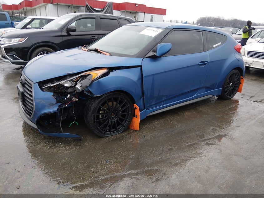 2016 Hyundai Veloster VIN KMHTC6AE2GU251165 IAAI salvage auction — SIDE, Salvage - Greater Than 75% (Maryland), sold $1,250 on 2026-07-16 (photo 2)