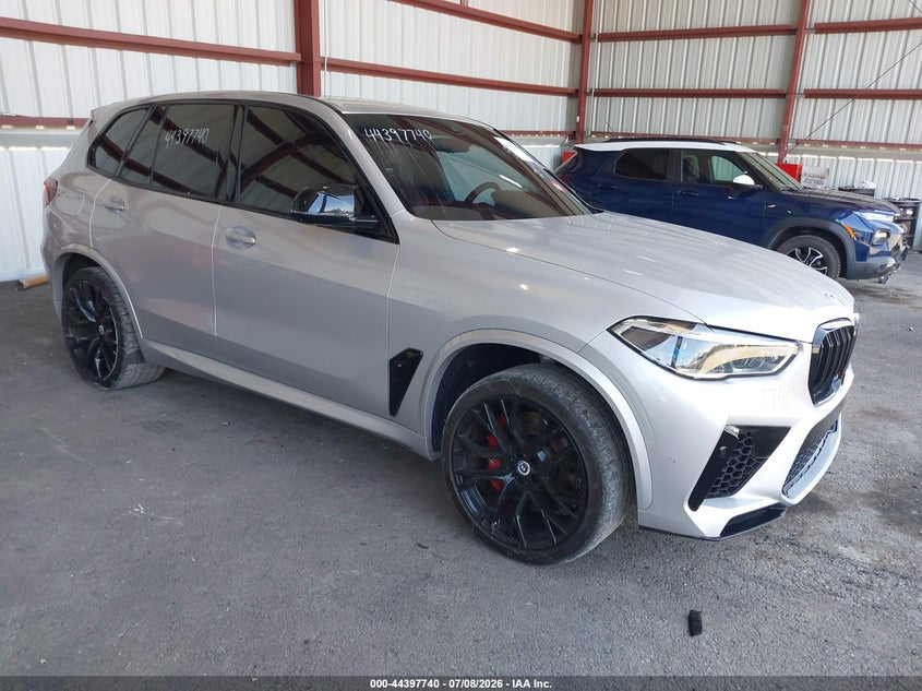 2023 BMW X5 m VIN 5YMJU0C05P9N76992 — IAAI salvage auction photo
