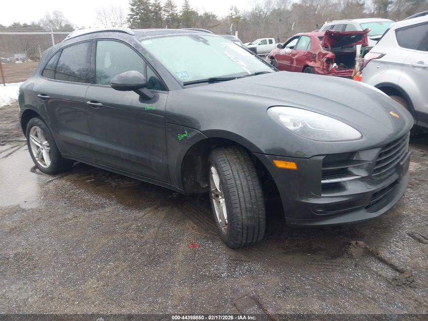 2021 Porsche Macan VIN WP1AA2A59MLB14279 — IAAI salvage auction photo