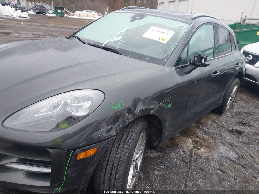 2021 Porsche Macan VIN WP1AA2A59MLB14279 IAAI salvage auction — LEFT SIDE, Salvage (Massachusetts), sold $13,925 on 2026-08-26 (photo 2)