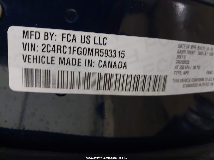 2021 Chrysler Pacifica VIN 2C4RC1FG0MR593315 IAAI salvage auction — RIGHT FRONT, Salvage Title, sold $3,900 on 2026-08-28 (photo 9)