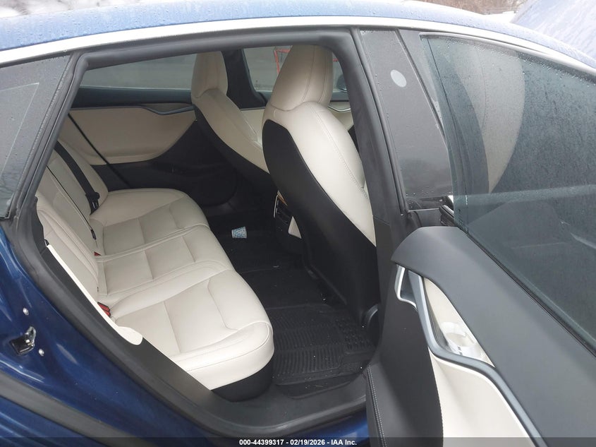 2021 Tesla Model s VIN 5YJSA1E27MF424529 IAAI salvage auction — REAR END, Salvage (Pennsylvania), sold $11,950 on 2026-10-22 (photo 8)