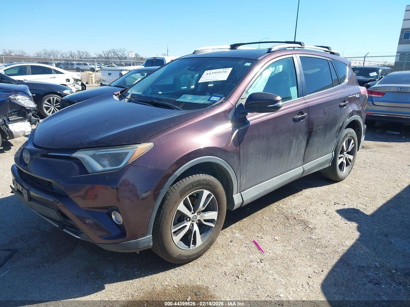 2018 Toyota Rav 4 VIN 2T3WFREV4JW458543 IAAI salvage auction — RIGHT FRONT, Salvage Title, sold $3,800 on 2026-07-10 (photo 2)