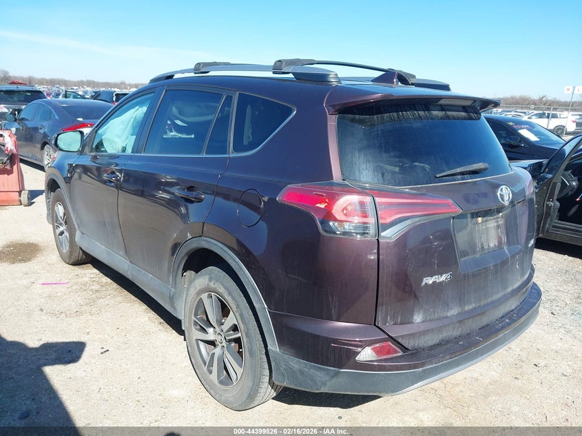 2018 Toyota Rav 4 VIN 2T3WFREV4JW458543 IAAI salvage auction — RIGHT FRONT, Salvage Title, sold $3,800 on 2026-07-10 (photo 3)
