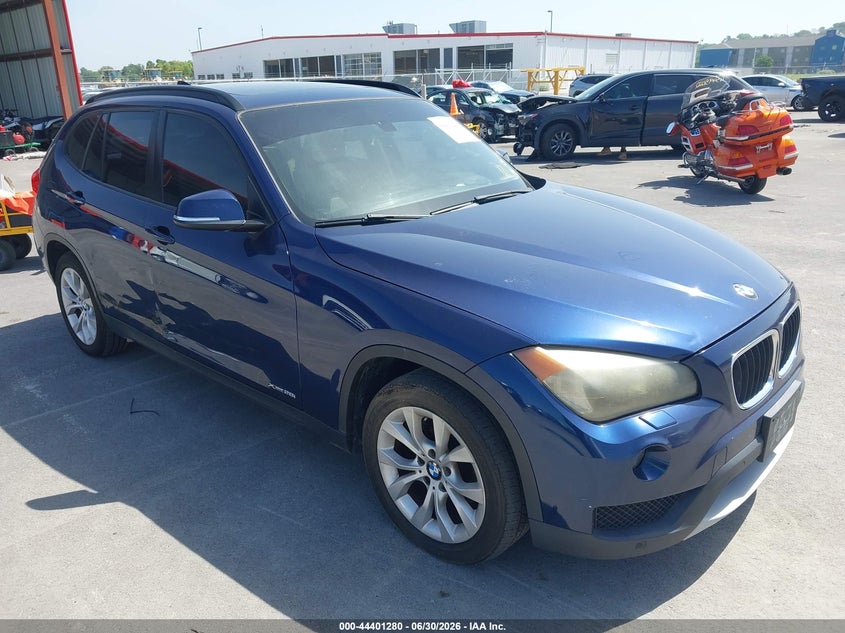 2013 BMW X1 VIN WBAVL1C5XDVR92499 IAAI salvage auction — RIGHT SIDE, Salvage (Texas), sold $375 on 2026-07-14 (photo 1)