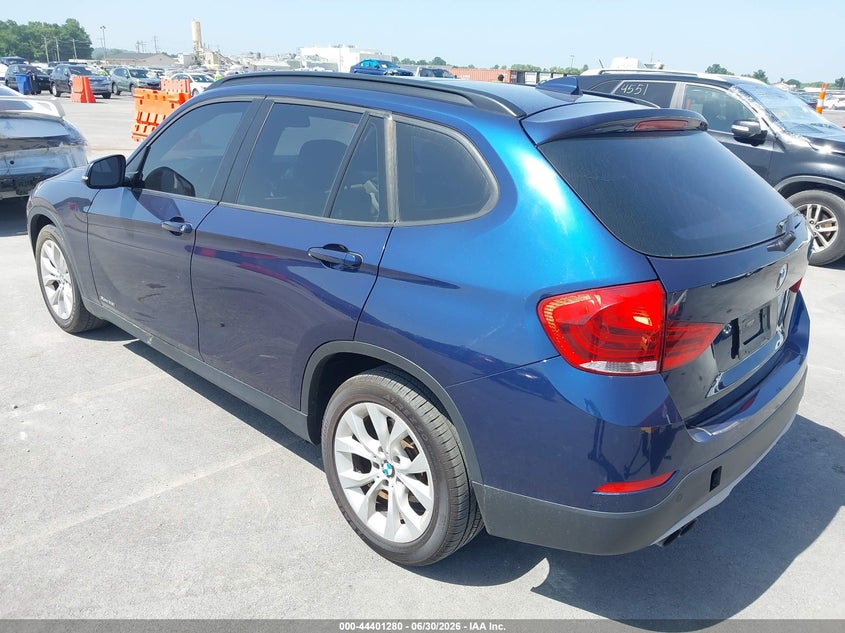 2013 BMW X1 VIN WBAVL1C5XDVR92499 IAAI salvage auction — RIGHT SIDE, Salvage (Texas), sold $375 on 2026-07-14 (photo 3)