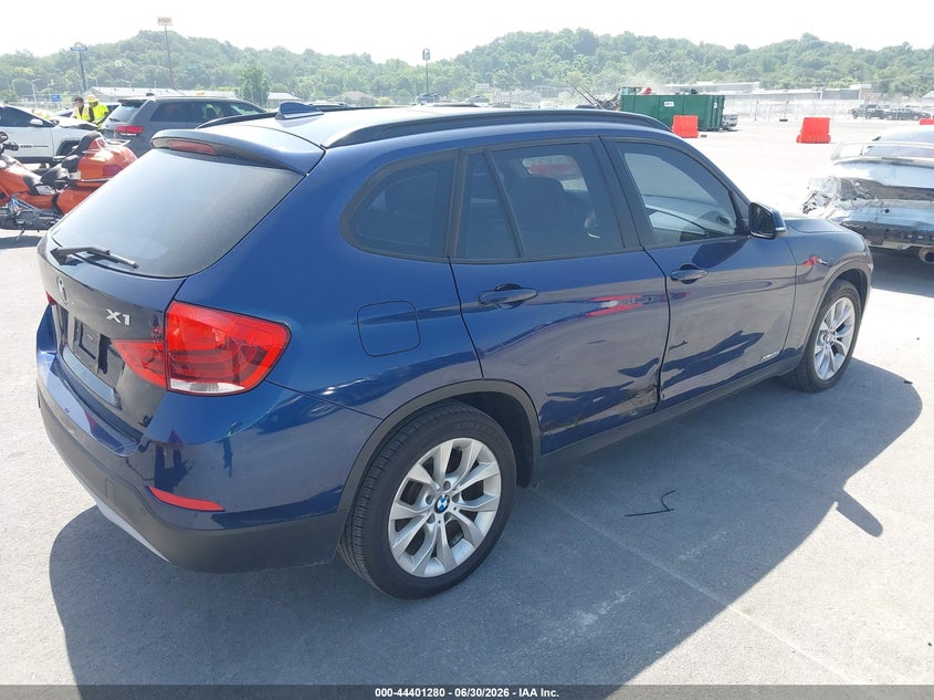 2013 BMW X1 VIN WBAVL1C5XDVR92499 IAAI salvage auction — RIGHT SIDE, Salvage (Texas), sold $375 on 2026-07-14 (photo 4)