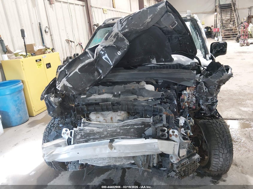 2017 Jeep Renegade VIN ZACCJBBB4HPE95068 IAAI salvage auction — FRONT END, Salvage (Vermont), sold $125 on 2026-07-16 (photo 6)