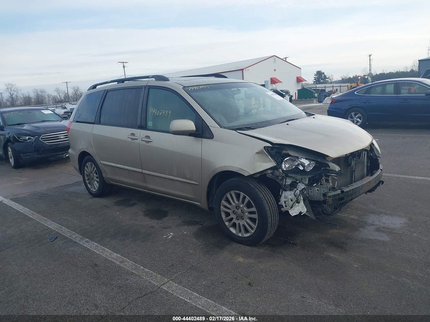 2008 Toyota Sienna VIN 5TDZK22C68S207487 IAAI salvage auction — FRONT END, Salvage (Indiana), sold $725 on 2026-07-10 (photo 1)