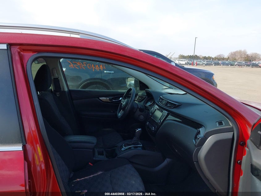 2020 Nissan Rogue VIN JN1BJ1CW0LW388279 IAAI salvage auction — FRONT END, Salvage (Minnesota), sold $3,600 on 2026-07-20 (photo 5)