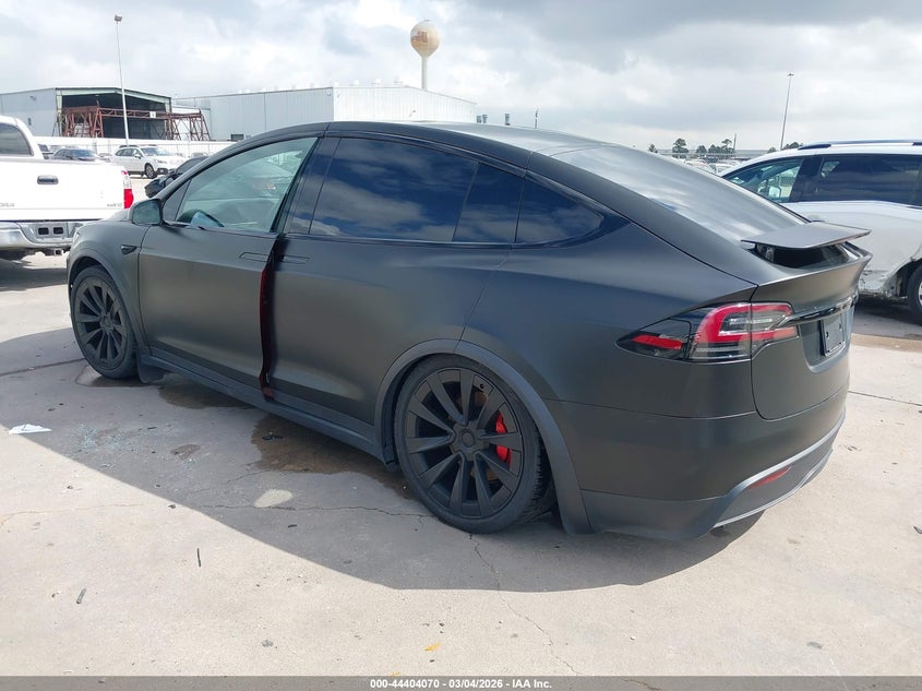 2023 Tesla Model x VIN 7SAXCBE6XPF405036 IAAI salvage auction — RIGHT FRONT, Salvage Title, sold $28,500 on 2026-07-23 (photo 3)
