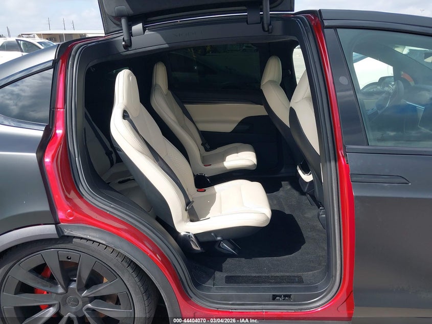 2023 Tesla Model x VIN 7SAXCBE6XPF405036 IAAI salvage auction — RIGHT FRONT, Salvage Title, sold $28,500 on 2026-07-23 (photo 8)