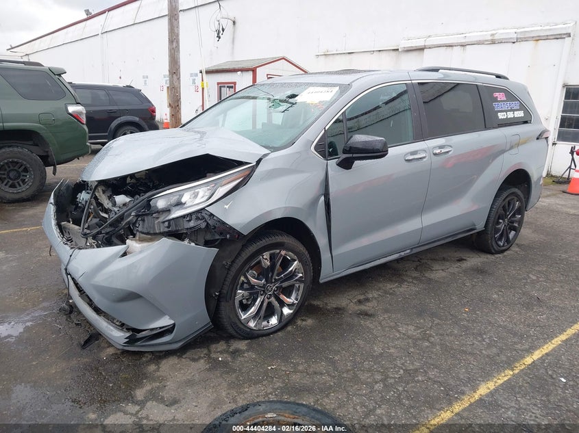 2023 Toyota Sienna VIN 5TDXRKEC4PS142328 IAAI salvage auction — FRONT END, Salvage Title, sold $14,400 on 2026-07-23 (photo 2)