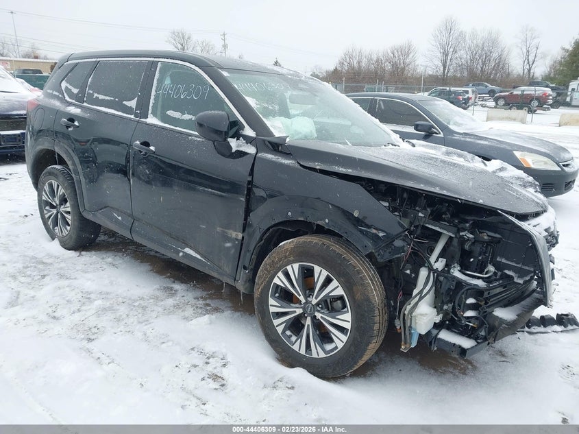 2023 Nissan Rogue VIN JN8BT3BA4PW418886 IAAI salvage auction — FRONT END, Salvage (Ohio), sold $4,300 on 2026-07-08 (photo 1)