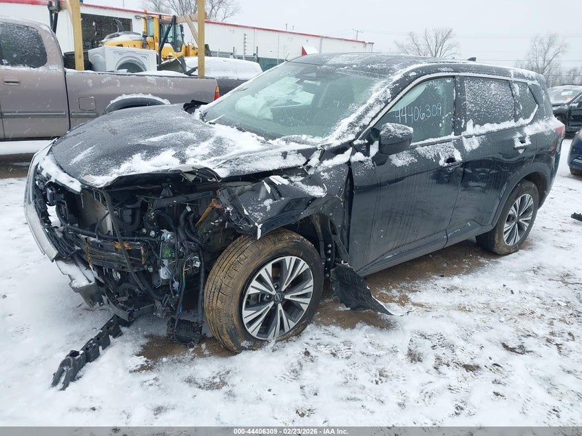 2023 Nissan Rogue VIN JN8BT3BA4PW418886 IAAI salvage auction — FRONT END, Salvage (Ohio), sold $4,300 on 2026-07-08 (photo 2)