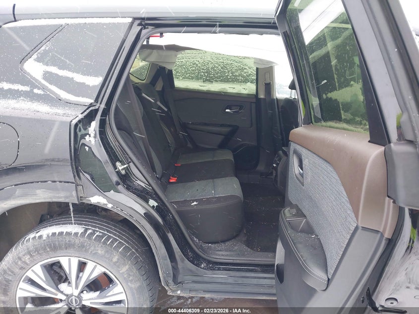 2023 Nissan Rogue VIN JN8BT3BA4PW418886 IAAI salvage auction — FRONT END, Salvage (Ohio), sold $4,300 on 2026-07-08 (photo 8)