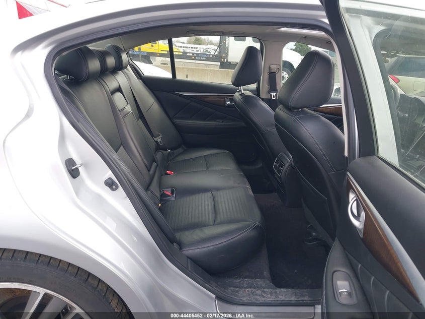 2014 Infiniti Q50 VIN JN1BV7AR7EM704621 IAAI salvage auction — ROOF, Salvage (Oregon), sold $4,250 on 2026-07-24 (photo 8)