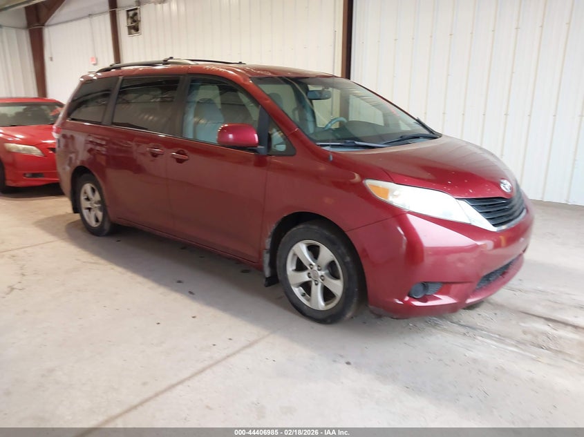 2011 Toyota Sienna VIN 5TDKK3DC2BS047197 IAAI salvage auction — RIGHT SIDE, Clear (Delaware), sold $1,450 on 2026-07-13 (photo 1)