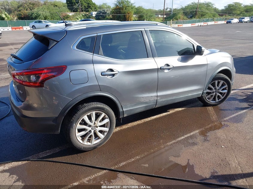 2020 Nissan Rogue VIN JN1BJ1CVXLW550393 IAAI salvage auction — LEFT FRONT, Salvage (Hawaii), sold $950 on 2026-07-12 (photo 4)