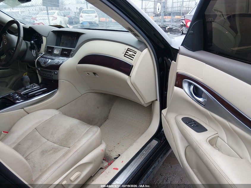 2019 Infiniti Q70 VIN JN1BY1AR2KM585098 IAAI salvage auction — FRONT END, Salvage Title, sold $600 on 2026-07-20 (photo 5)