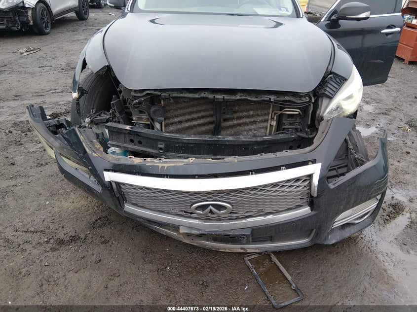 2019 Infiniti Q70 VIN JN1BY1AR2KM585098 IAAI salvage auction — FRONT END, Salvage Title, sold $600 on 2026-07-20 (photo 6)