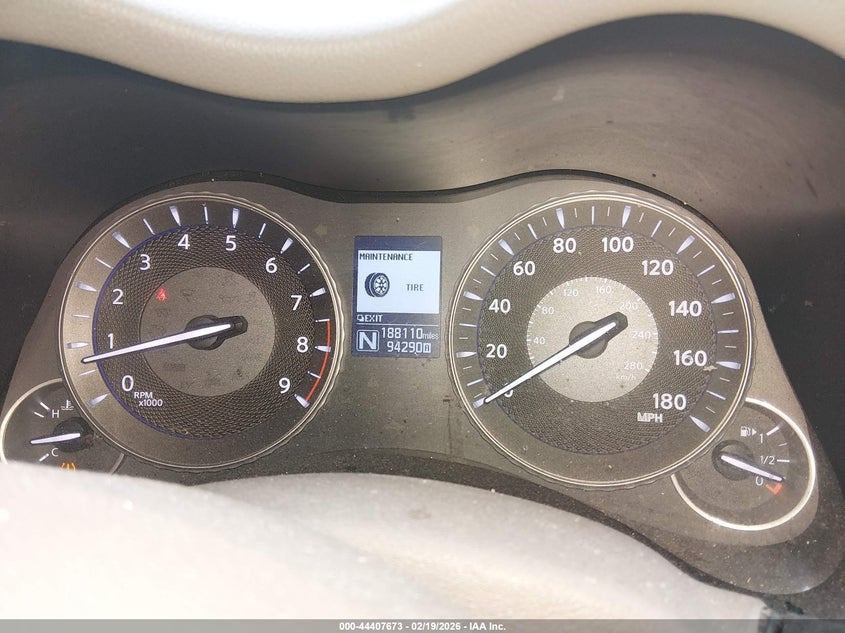 2019 Infiniti Q70 VIN JN1BY1AR2KM585098 IAAI salvage auction — FRONT END, Salvage Title, sold $600 on 2026-07-20 (photo 7)