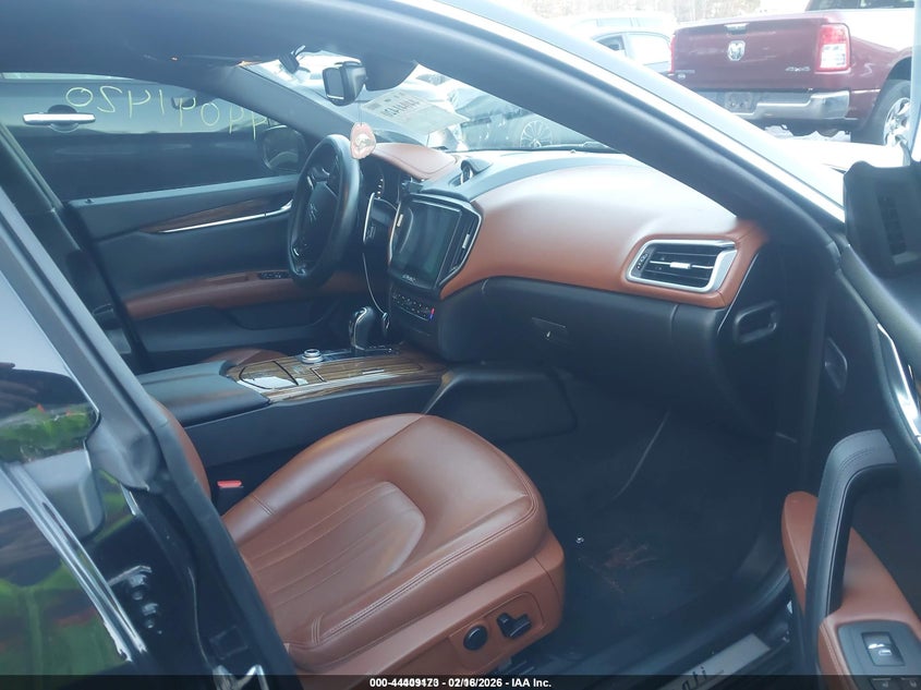 2017 Maserati Ghibli VIN ZAM57RTA3H1228960 IAAI salvage auction — LEFT REAR, Salvage (Massachusetts), sold $4,800 on 2026-08-11 (photo 5)