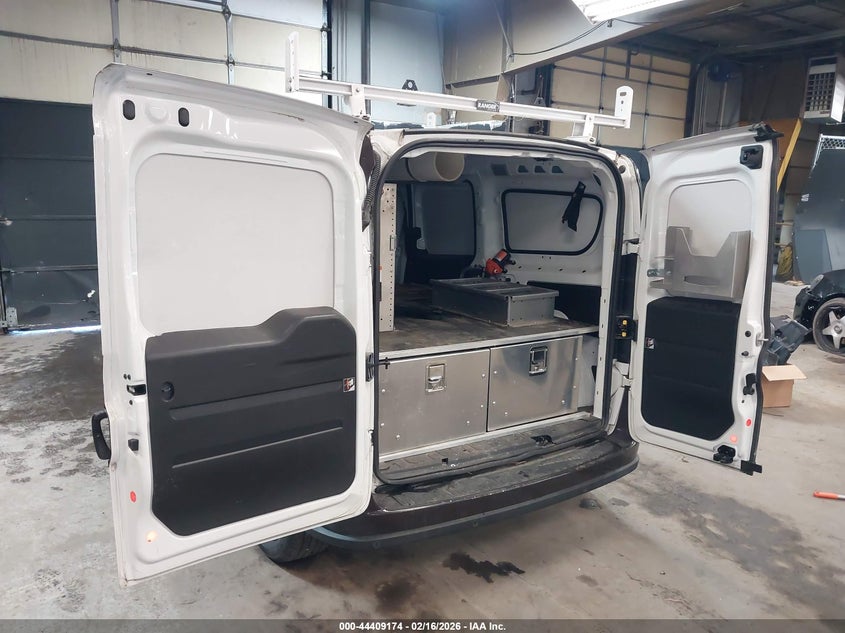 2022 Ram Promaster city VIN ZFBHRFAB8N6W40377 IAAI salvage auction — RIGHT FRONT, Salvage Title, sold $4,550 on 2026-08-24 (photo 3)
