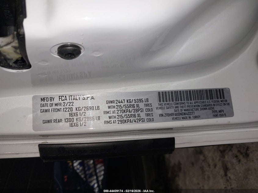 2022 Ram Promaster city VIN ZFBHRFAB8N6W40377 IAAI salvage auction — RIGHT FRONT, Salvage Title, sold $4,550 on 2026-08-24 (photo 9)