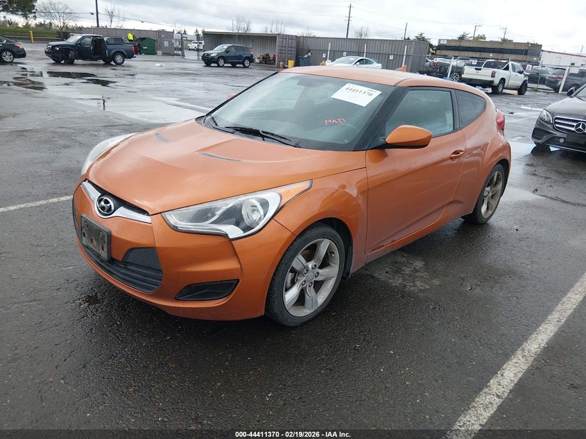2013 Hyundai Veloster VIN KMHTC6AD1DU168068 IAAI salvage auction — FRONT END, Salvage Title, sold $225 on 2026-07-29 (photo 2)