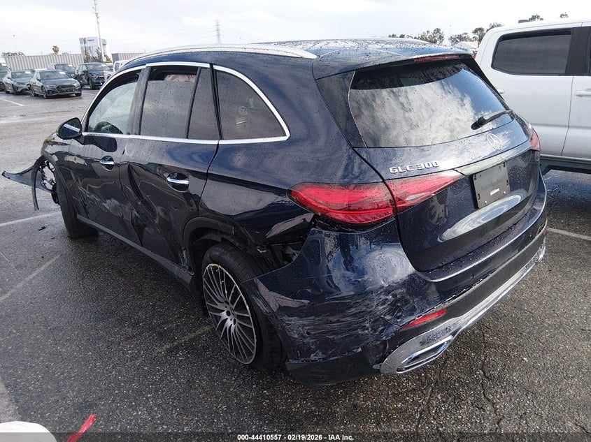2024 Mercedes-benz Glc VIN W1NKM4HB9RF212487 IAAI salvage auction — LEFT SIDE, Salvage (California), sold $13,200 on 2026-07-30 (photo 3)