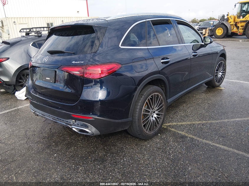 2024 Mercedes-benz Glc VIN W1NKM4HB9RF212487 IAAI salvage auction — LEFT SIDE, Salvage (California), sold $13,200 on 2026-07-30 (photo 4)