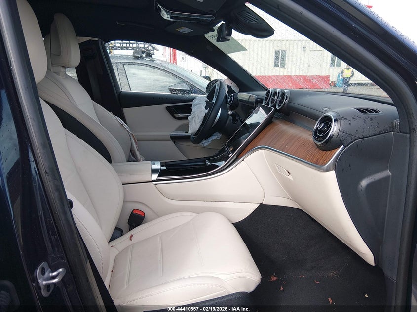 2024 Mercedes-benz Glc VIN W1NKM4HB9RF212487 IAAI salvage auction — LEFT SIDE, Salvage (California), sold $13,200 on 2026-07-30 (photo 5)