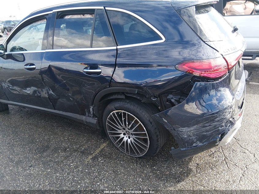 2024 Mercedes-benz Glc VIN W1NKM4HB9RF212487 IAAI salvage auction — LEFT SIDE, Salvage (California), sold $13,200 on 2026-07-30 (photo 6)
