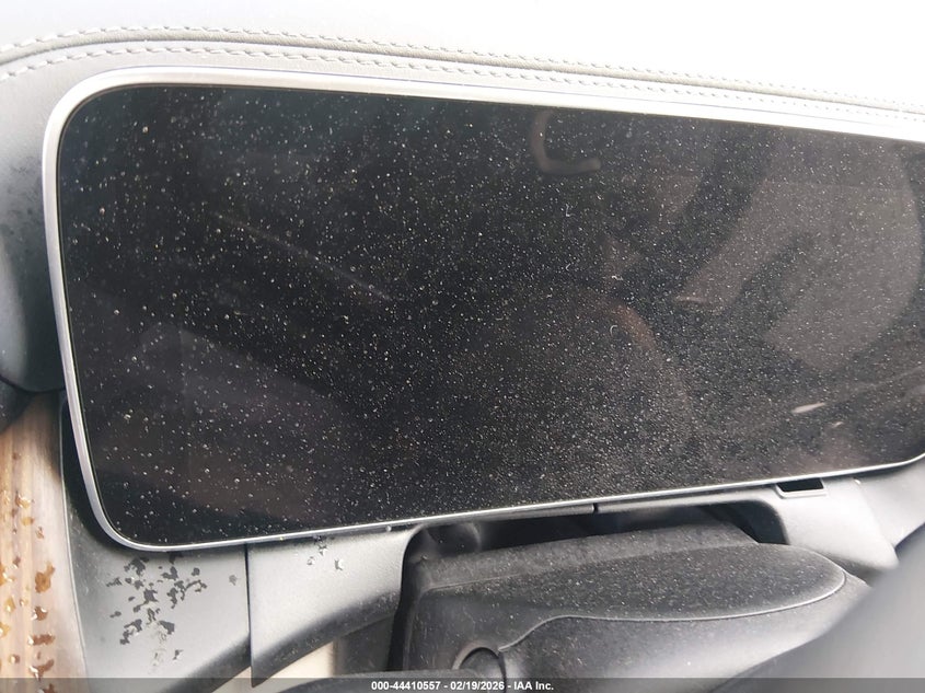 2024 Mercedes-benz Glc VIN W1NKM4HB9RF212487 IAAI salvage auction — LEFT SIDE, Salvage (California), sold $13,200 on 2026-07-30 (photo 7)