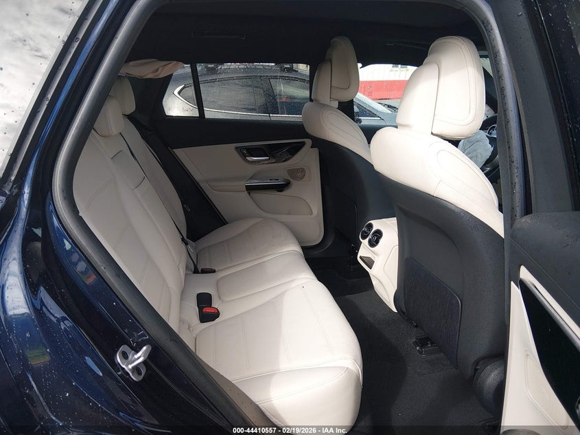 2024 Mercedes-benz Glc VIN W1NKM4HB9RF212487 IAAI salvage auction — LEFT SIDE, Salvage (California), sold $13,200 on 2026-07-30 (photo 8)