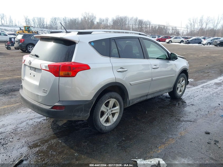 2014 Toyota Rav 4 VIN JTMRFREV1ED047827 IAAI salvage auction — FRONT END, Clear (Michigan), sold $4,450 on 2026-07-13 (photo 4)
