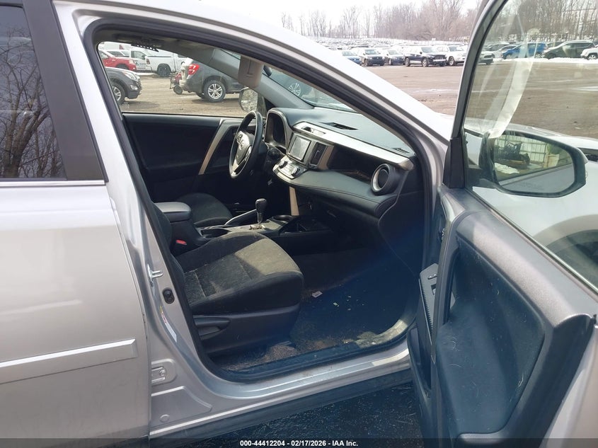 2014 Toyota Rav 4 VIN JTMRFREV1ED047827 IAAI salvage auction — FRONT END, Clear (Michigan), sold $4,450 on 2026-07-13 (photo 5)