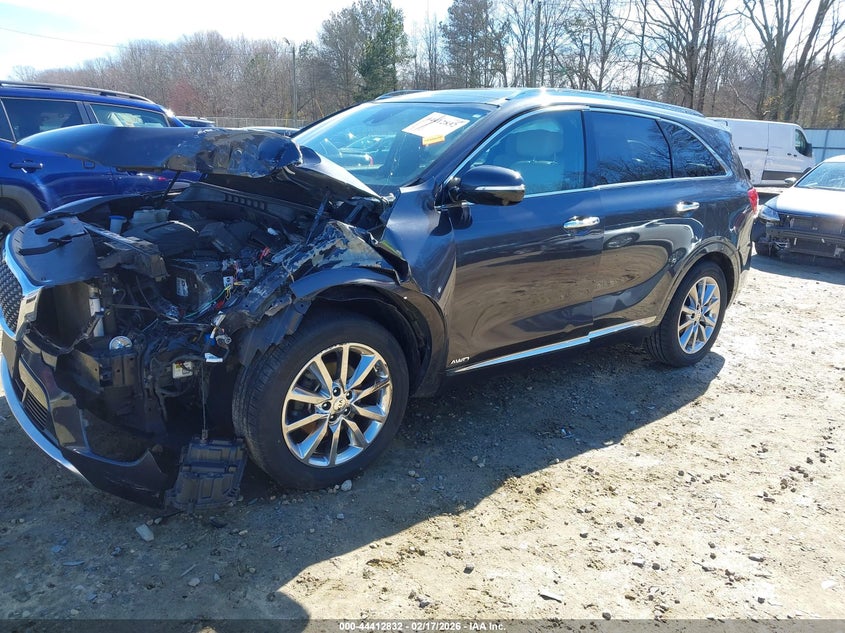 2017 Kia Sorento VIN 5XYPKDA58HG283683 IAAI salvage auction — LEFT FRONT, Salvage Title, sold $2,075 on 2026-07-23 (photo 2)
