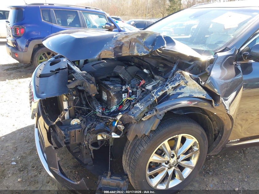 2017 Kia Sorento VIN 5XYPKDA58HG283683 IAAI salvage auction — LEFT FRONT, Salvage Title, sold $2,075 on 2026-07-23 (photo 6)