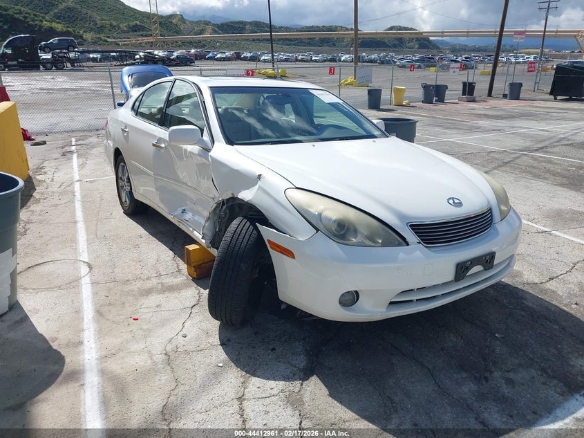 2005 Lexus Es 330 VIN JTHBA30G855067488 IAAI salvage auction — RIGHT SIDE, Salvage (California), sold $275 on 2026-07-15 (photo 1)